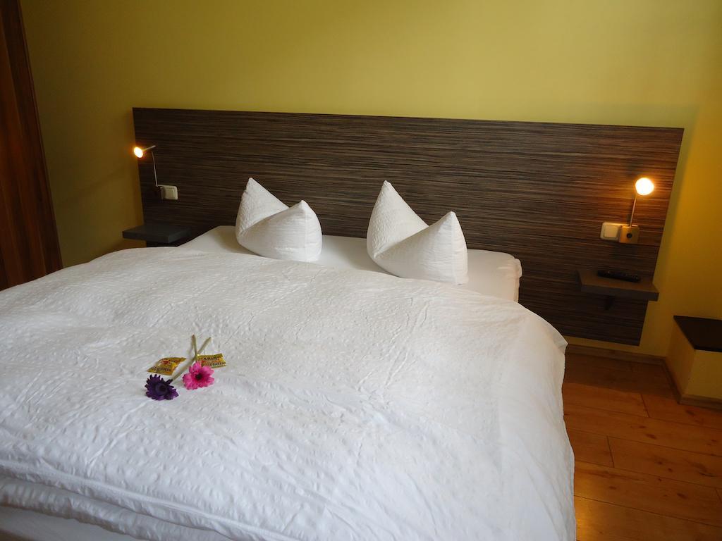 Stadthotel Ratisbona Quarto foto